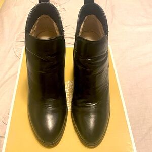 Michael Kors Brandie leather booties